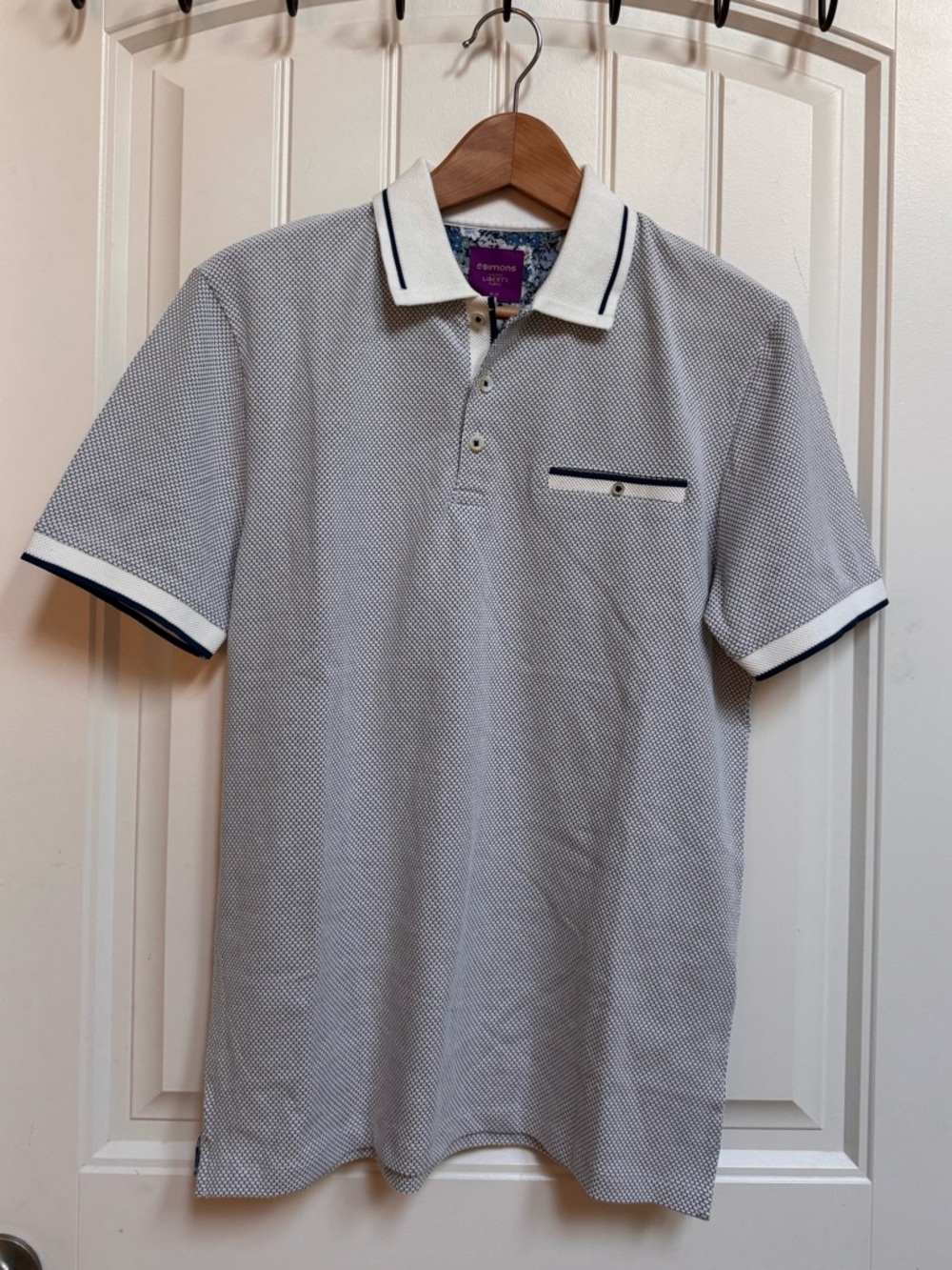 NWT Simons Light Blue Embossed Honeycomb Polo Made with Liberty Fabric. Size M